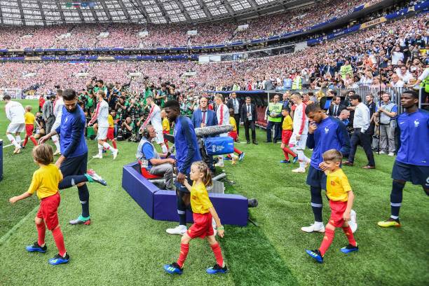 界热议的话 界热议的话